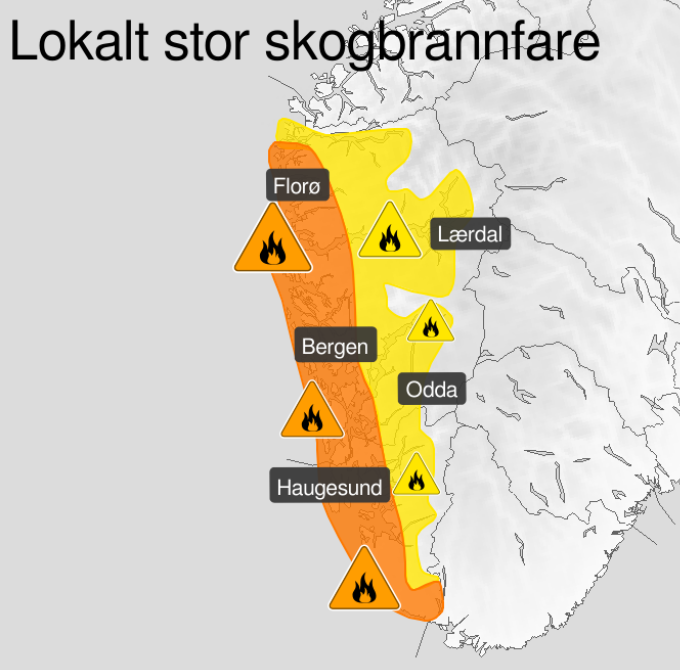 Kart over Sør-Noreg der kystområda på Vestlandet er markert med orange farge og stor skogbrannfare - Klikk for stort bilete